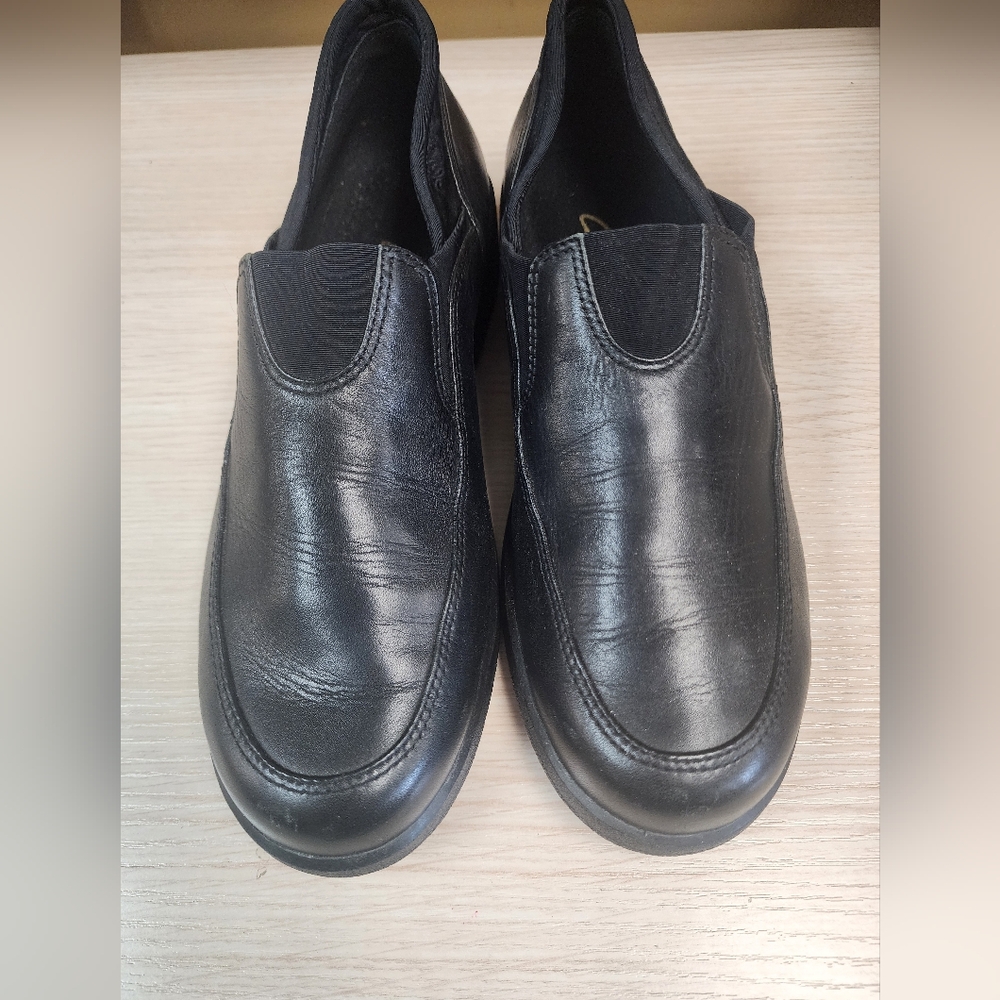 clarks comfort leather slip on loafers  size 7.5M black - Picture 3 of 7